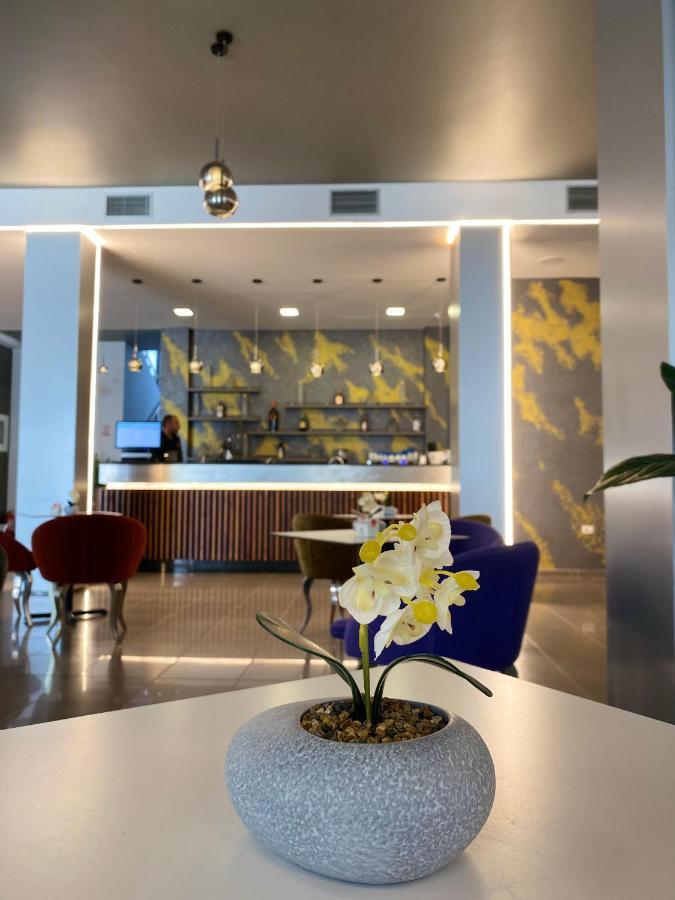 Atrium Deluxe Resort Golem  Eksteriør bilde