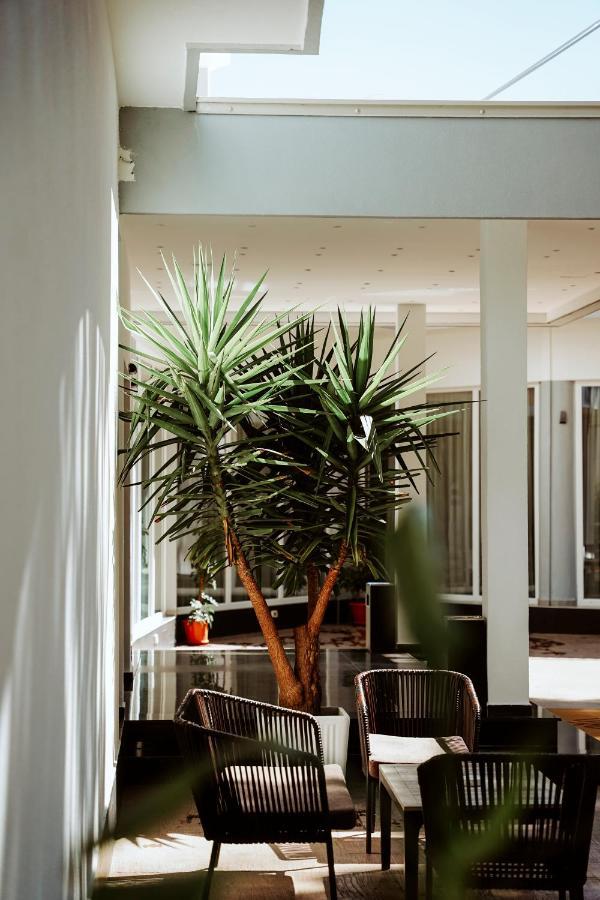 Atrium Deluxe Resort Golem  Eksteriør bilde
