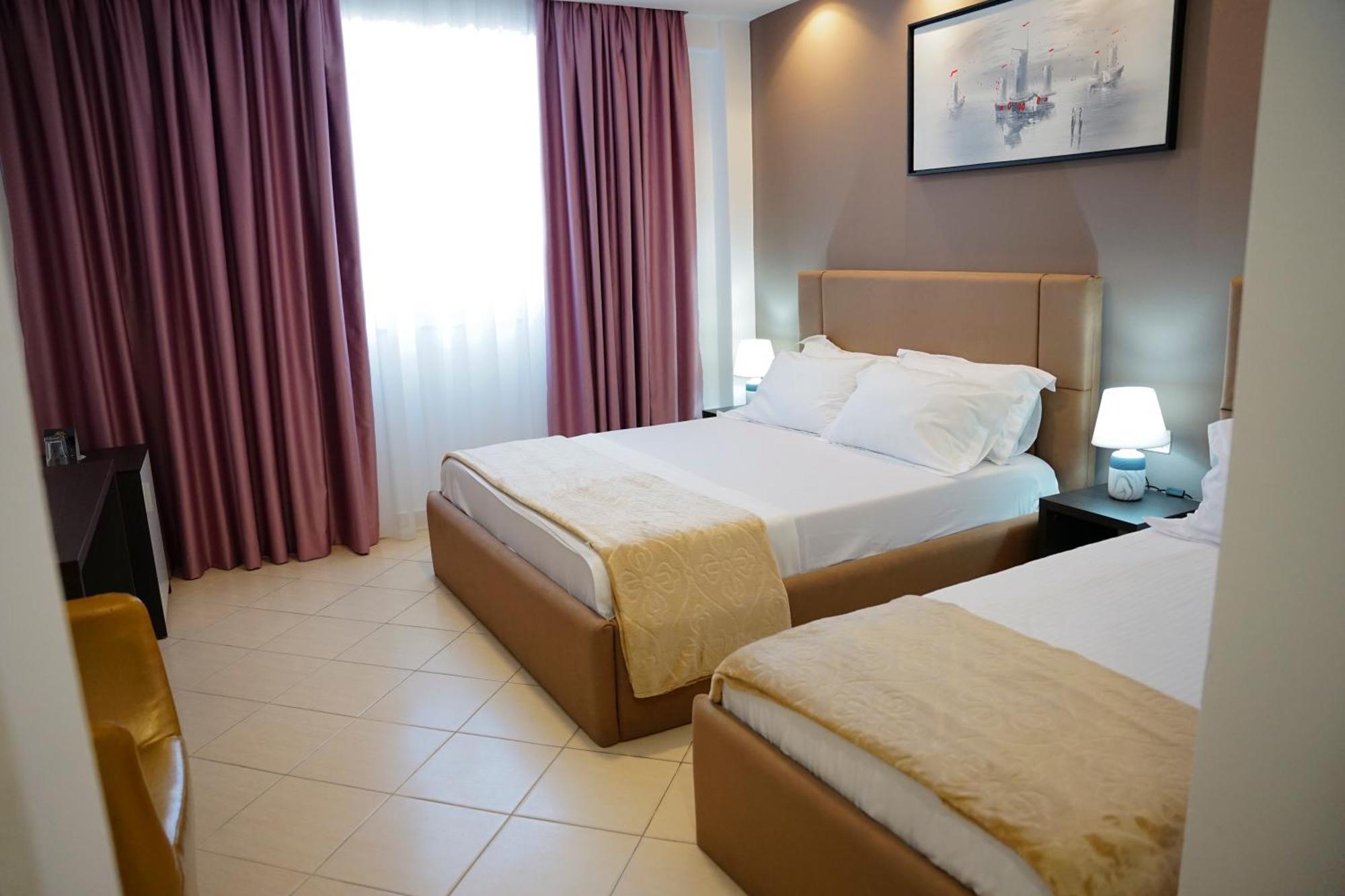 Atrium Deluxe Resort Golem  Eksteriør bilde