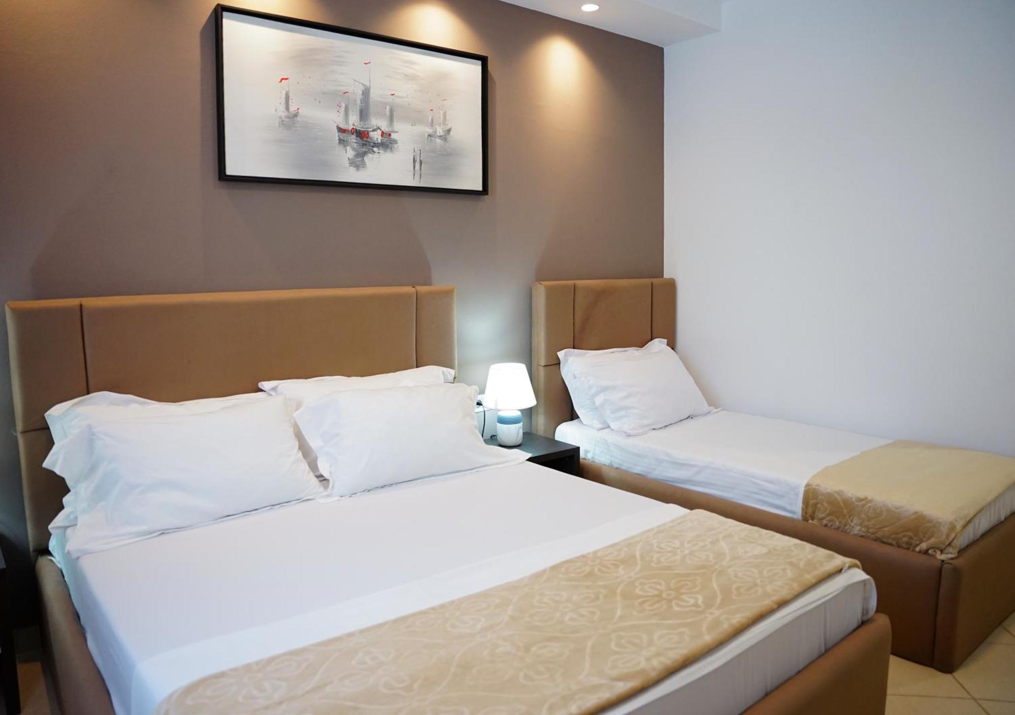 Atrium Deluxe Resort Golem  Eksteriør bilde